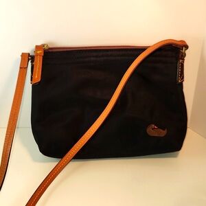 VINTAGE Dooney Bourke Nylon Crossbody...EUC☆